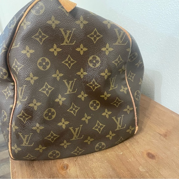 Authentic LV Louis Vuitton Monogram Keepall 50 travel duffel bag tote - Picture 2 of 15